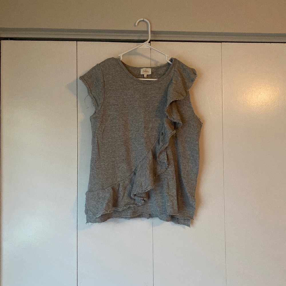 Sleeveless sweater